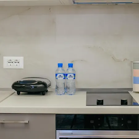 Lindi's 4/4 Appartamento Tirana